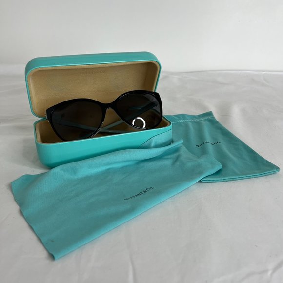 Tiffany & Co. Victoria Cat-Eye Sunglasses - Black Frame - POLARIZED - Picture 2 of 8